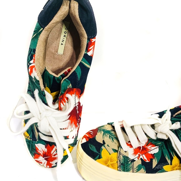 Corina Floral Platform Sneakers - Picture 2 of 4
